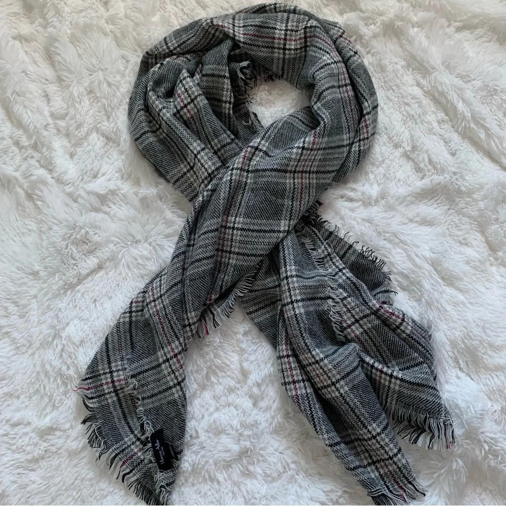 Marcus Adler New York Pink White & Gray Plaid Men Women Scarf/Wrap